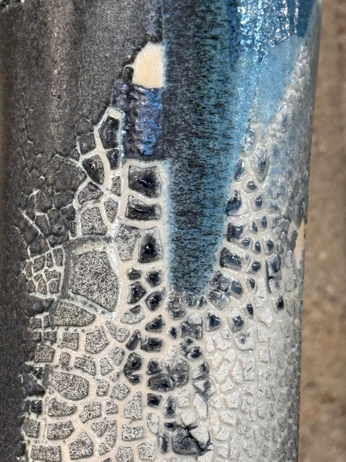 Preview of Barcelona Ladies (glaze detail) 